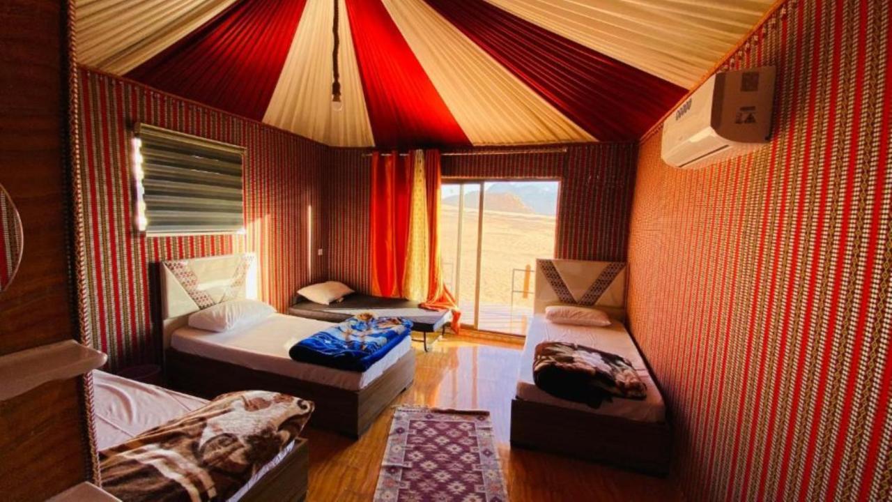 לינה וארוחת בוקר וואדי רם Calm Camp מראה חיצוני תמונה