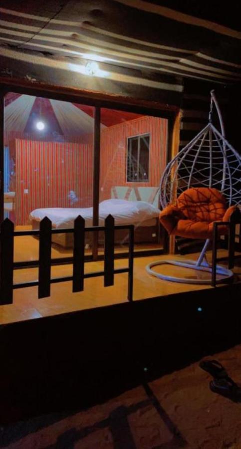 לינה וארוחת בוקר וואדי רם Calm Camp מראה חיצוני תמונה